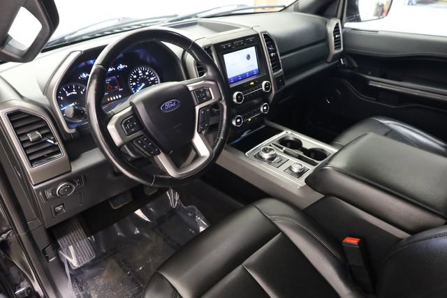 Used 2021 Ford Expedition XLT image 12