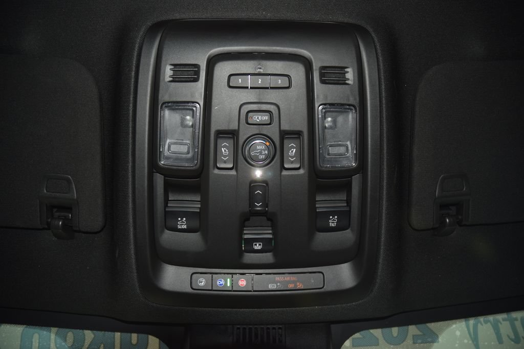 Used 2024 GMC Yukon XL Denali AWD/4WD image 53