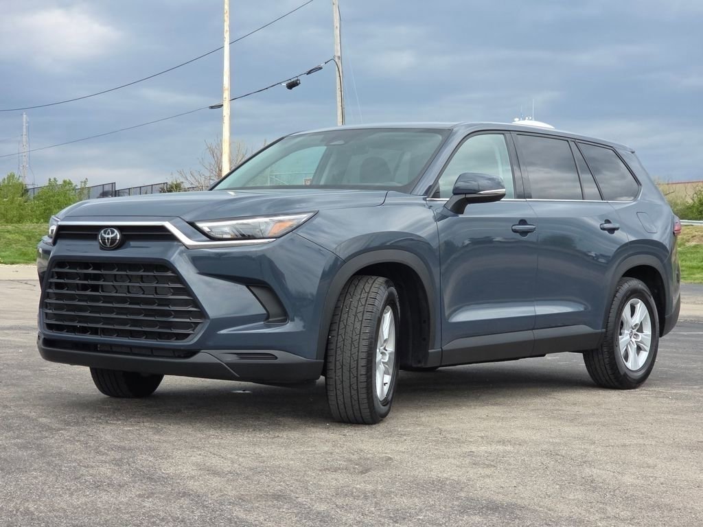 Used 2025 Toyota Grand Highlander FWD image 20