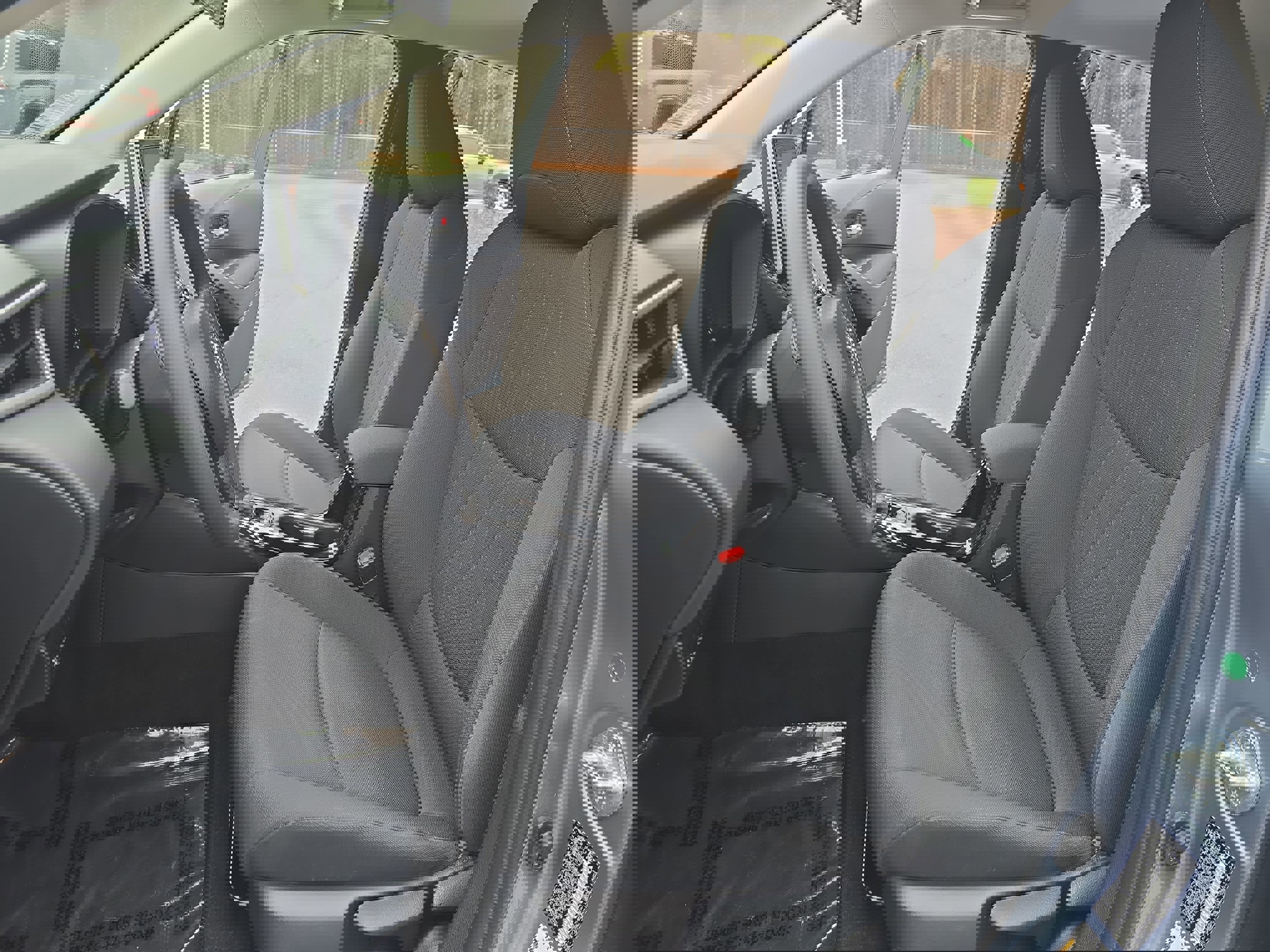 Used 2021 Toyota Corolla LE image 15