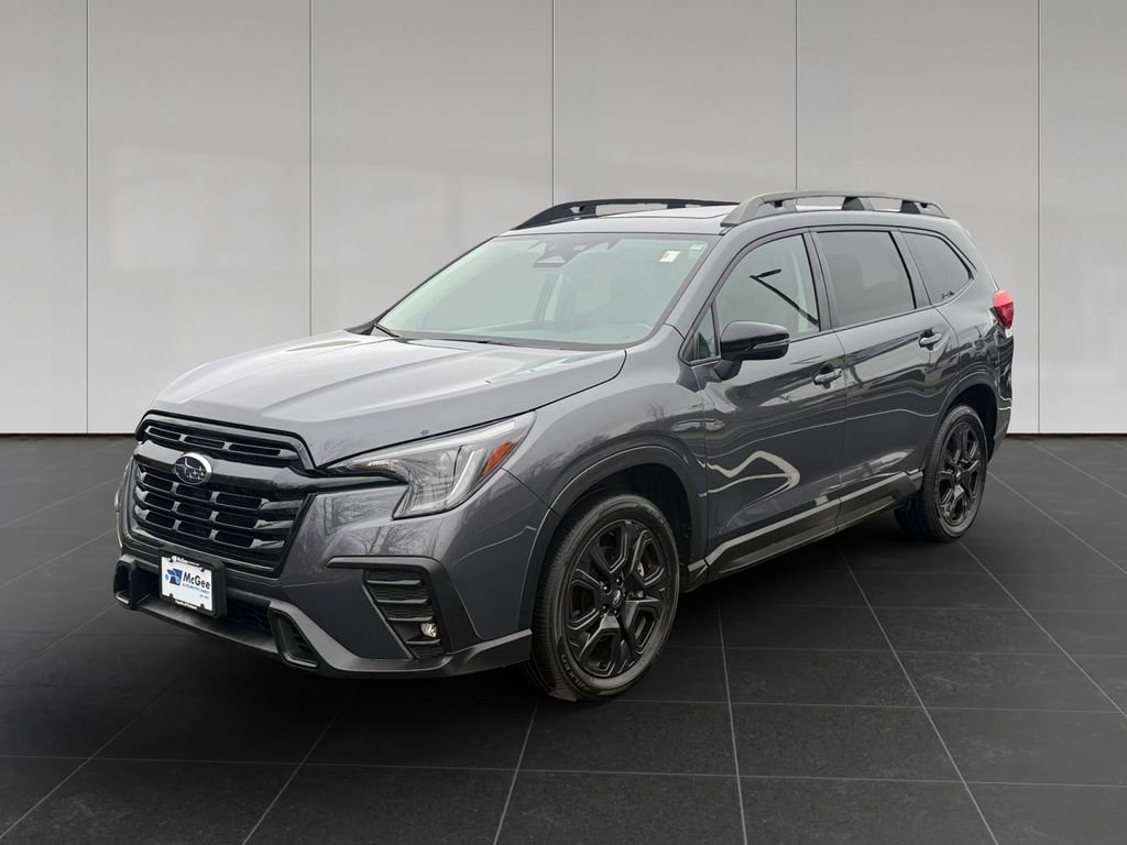 Used 2023 Subaru Ascent Onyx Edition image 1