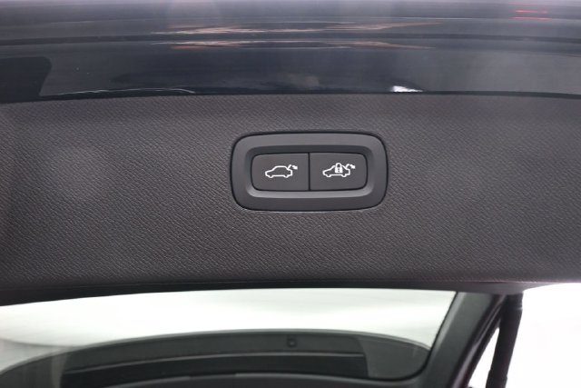 Used 2024 Volvo XC90 B6 Plus w/ Protection Package AWD/4WD image 30