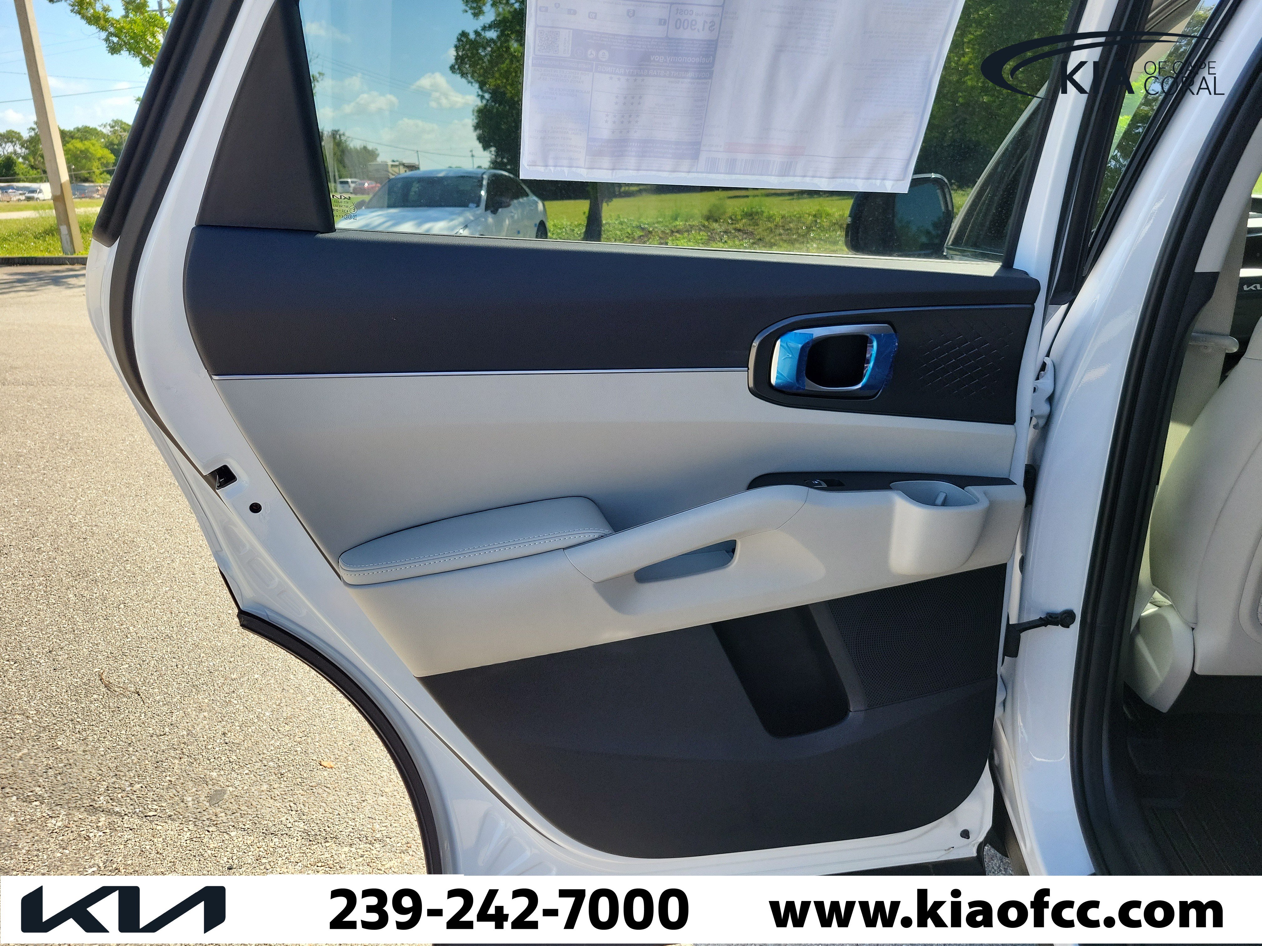 New 2026 Kia Sorento S w/ S Panoramic Sunroof Package FWD image 13