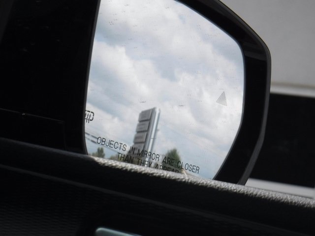 New 2025 Jeep Grand Cherokee Altitude image 31