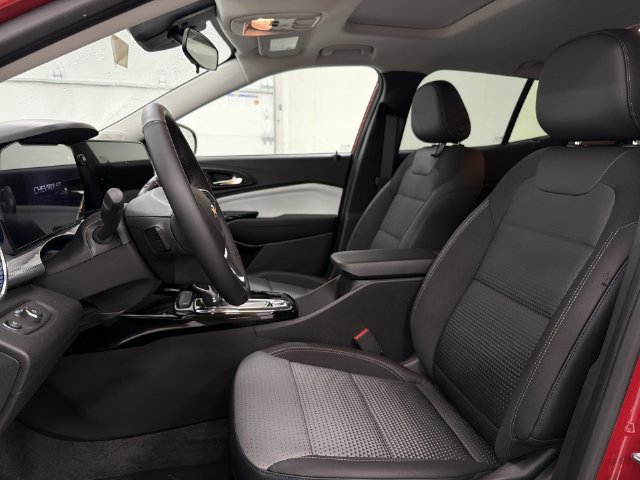Certified 2026 Chevrolet Trax LT w/ Sunroof Package FWD image 20