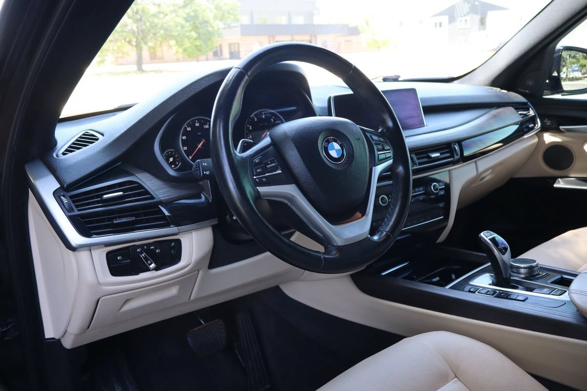 Used 2018 BMW X5 xDrive35i w/ Executive Package AWD/4WD image 16