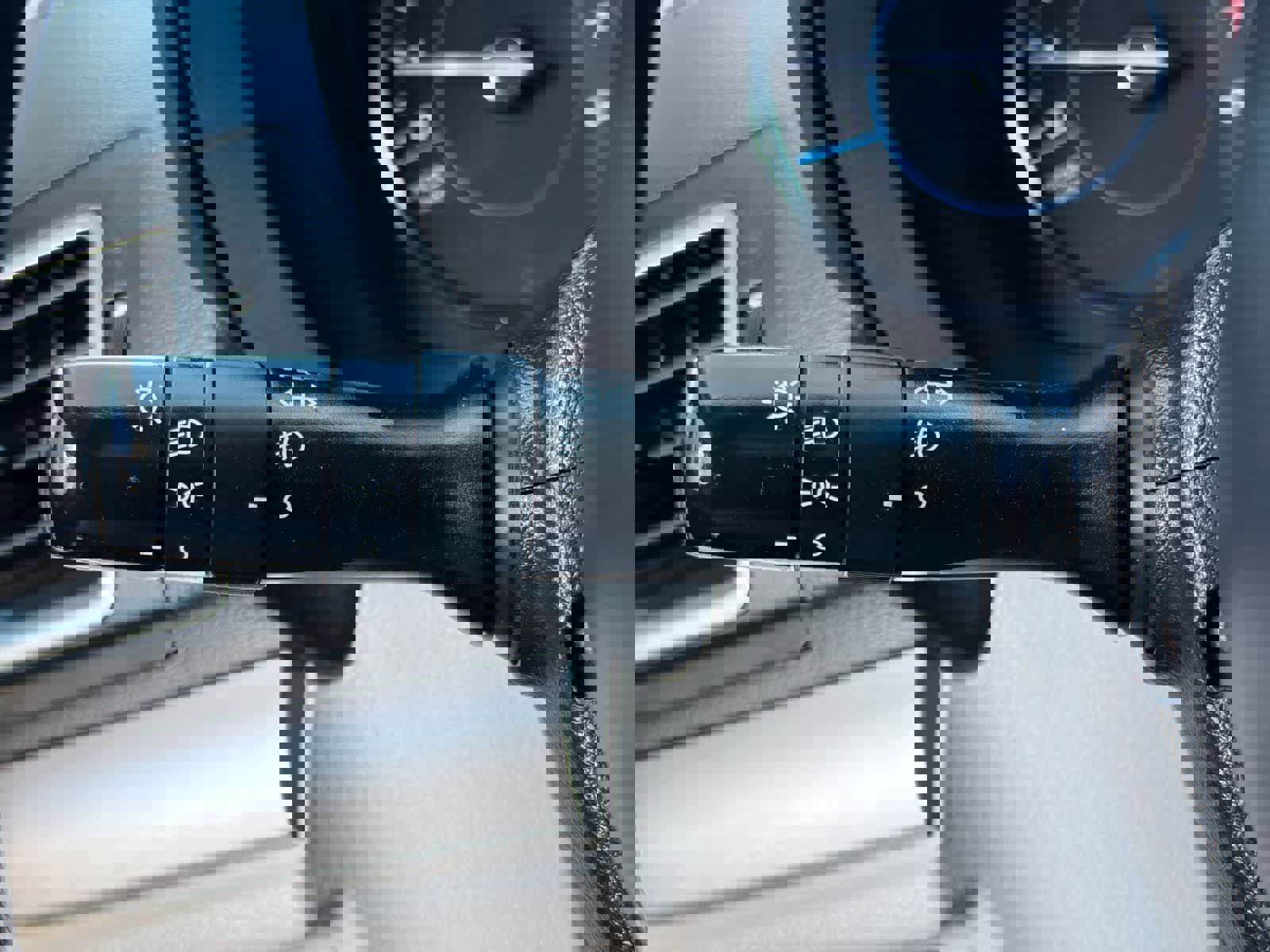 Used 2017 Subaru Forester 2.5i Premium image 29