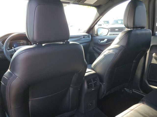 Used 2024 Ford Escape ST-Line w/ Tech Pack #1 AWD/4WD image 26