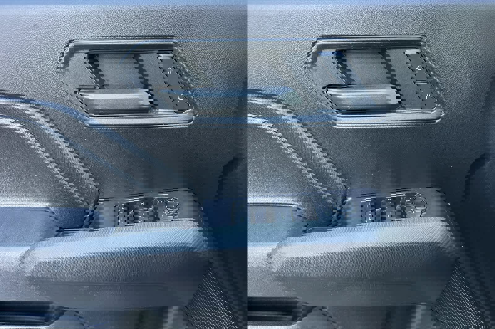 Used 2023 Chevrolet Colorado Trail Boss w/ LPO, Skid Plate Package image 12