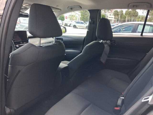 Used 2023 Toyota Corolla Cross LE FWD image 10