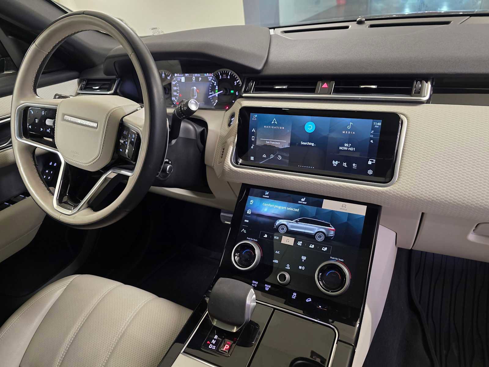 Certified 2023 Land Rover Range Rover Velar R-Dynamic S image 11