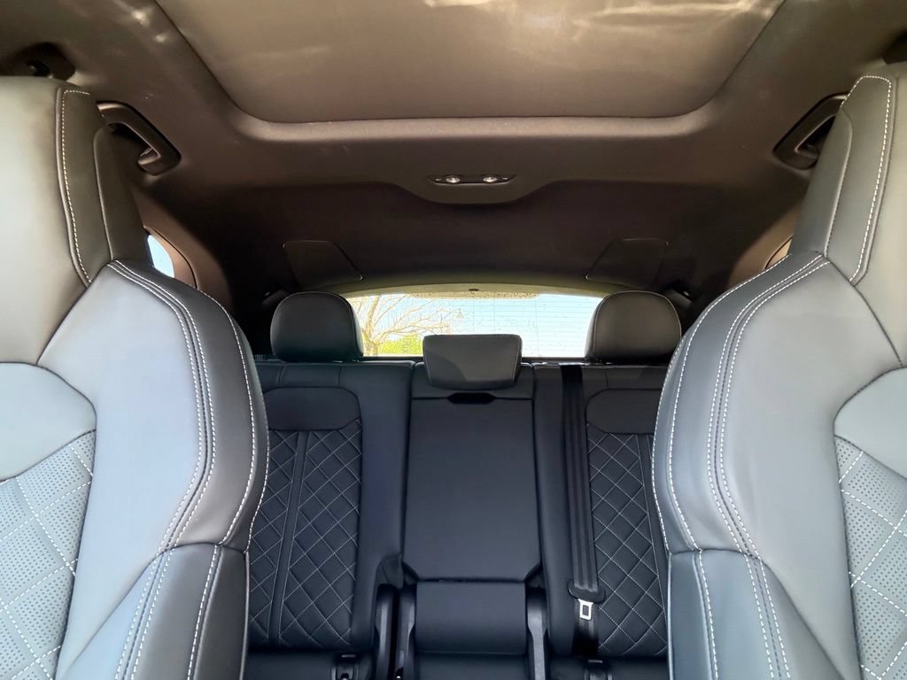 New 2026 Audi SQ8 Prestige AWD/4WD image 38
