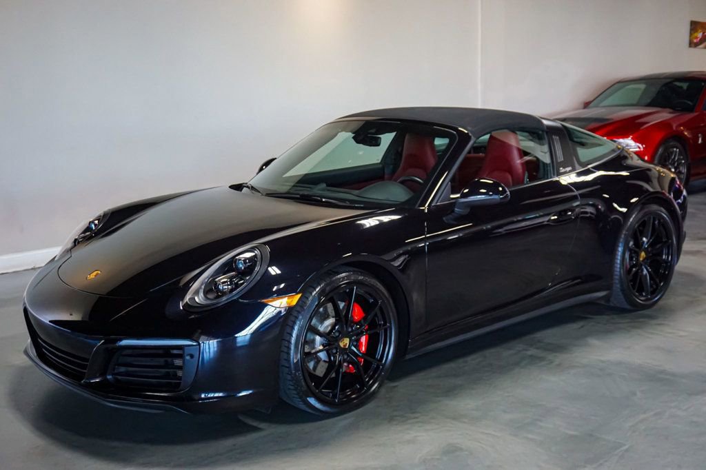 Used 2019 Porsche 911 Targa 4S image 10