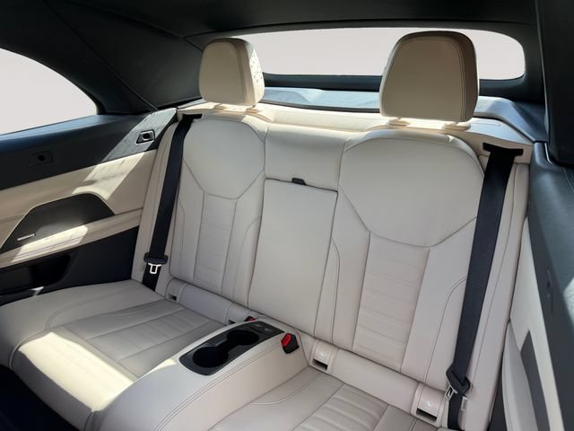 Certified 2024 BMW 430i xDrive Convertible w/ M Sport Package AWD/4WD image 13