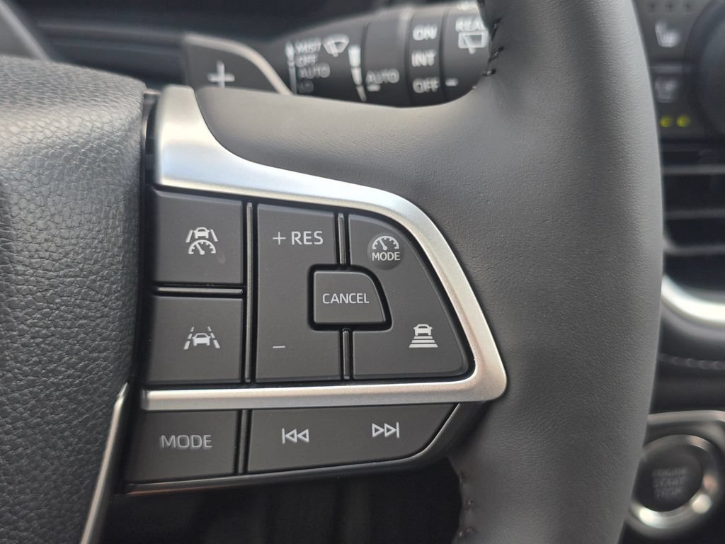 New 2026 Toyota Grand Highlander AWD image 32