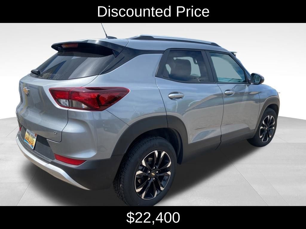 Used 2023 Chevrolet TrailBlazer LT FWD image 3