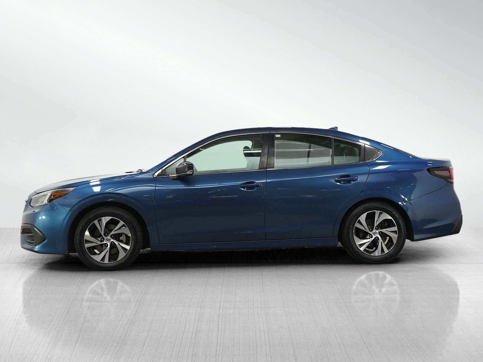 Used 2020 Subaru Legacy w/ Popular Package #1 AWD/4WD image 2