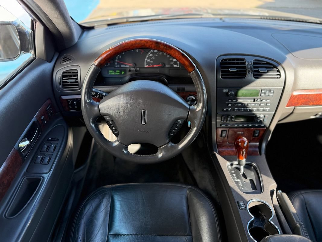 Used 2001 Lincoln LS RWD image 13