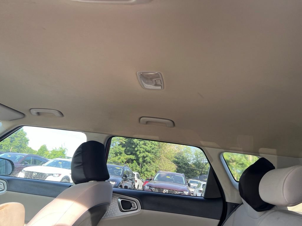 Used 2020 Kia Soul LX FWD image 9