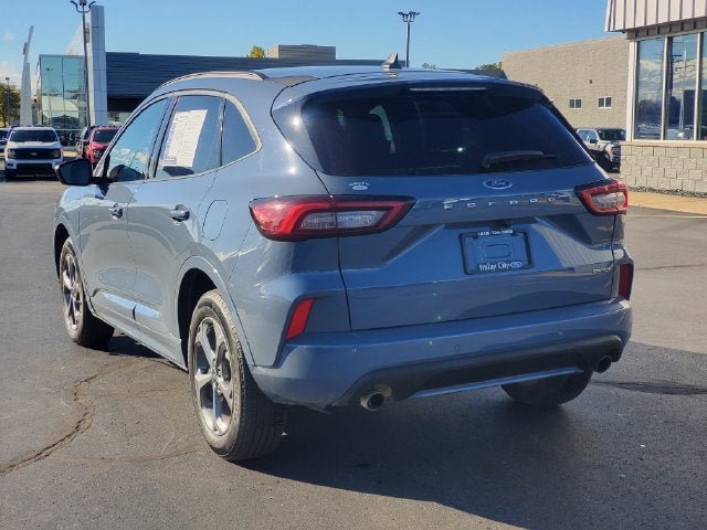 Certified 2024 Ford Escape ST-Line w/ Tech Pack #1 AWD/4WD image 3