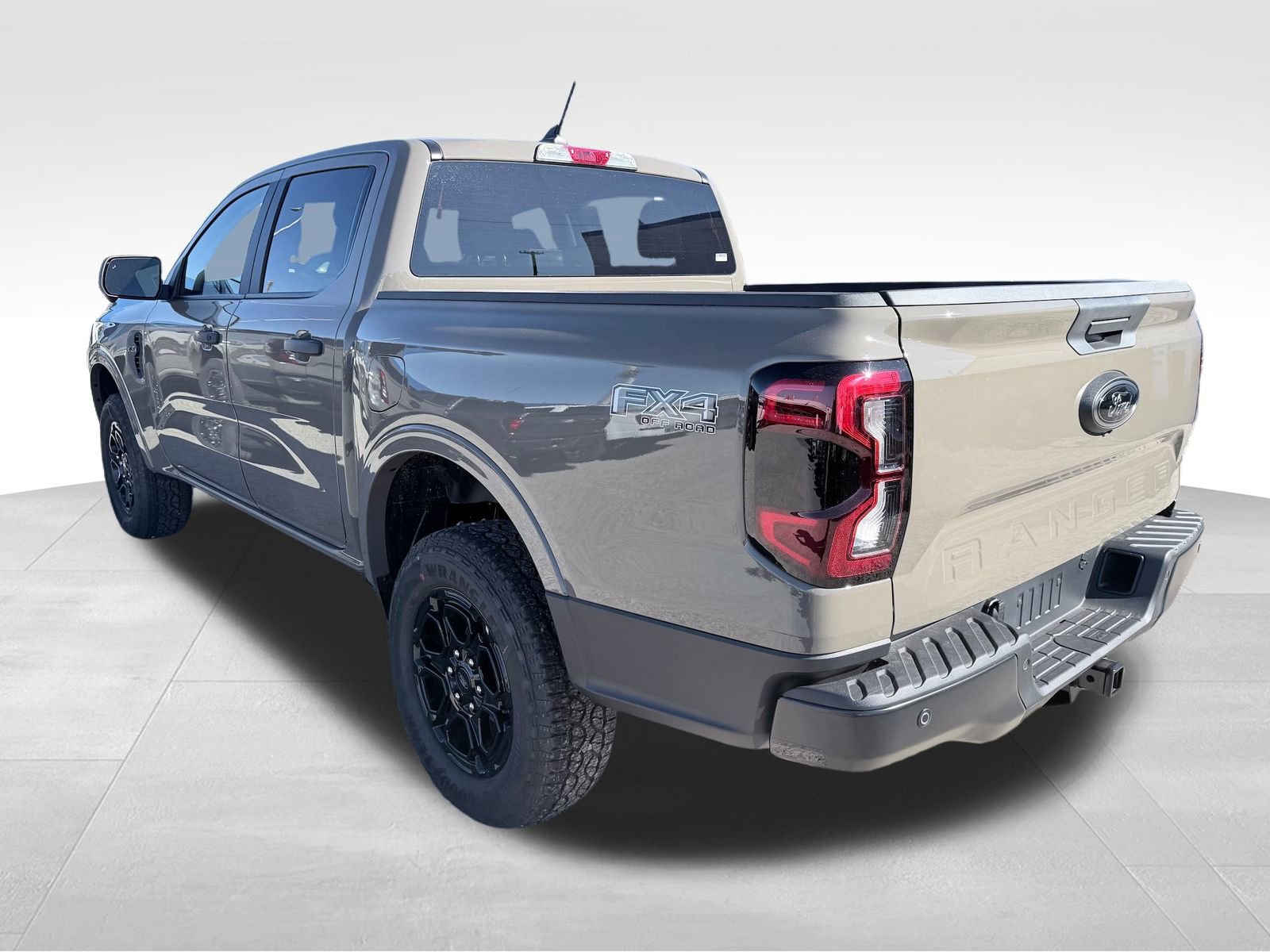 New 2025 Ford Ranger XLT w/ FX4 Off-Road Package image 28