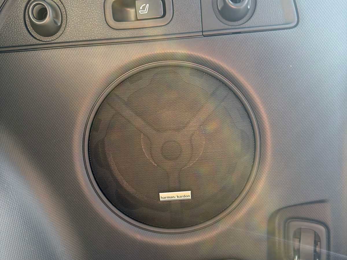 Used 2022 Subaru Forester Limited image 17