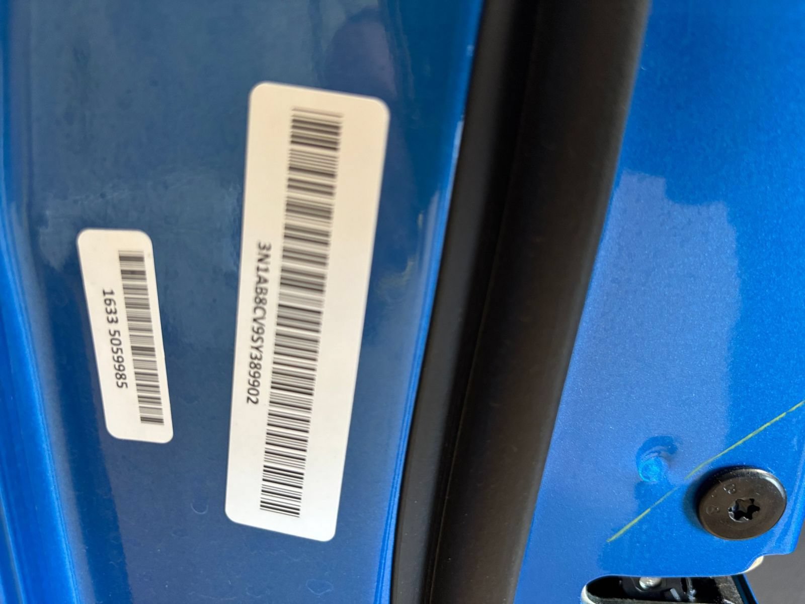 Used 2025 Nissan Sentra SV FWD image 22