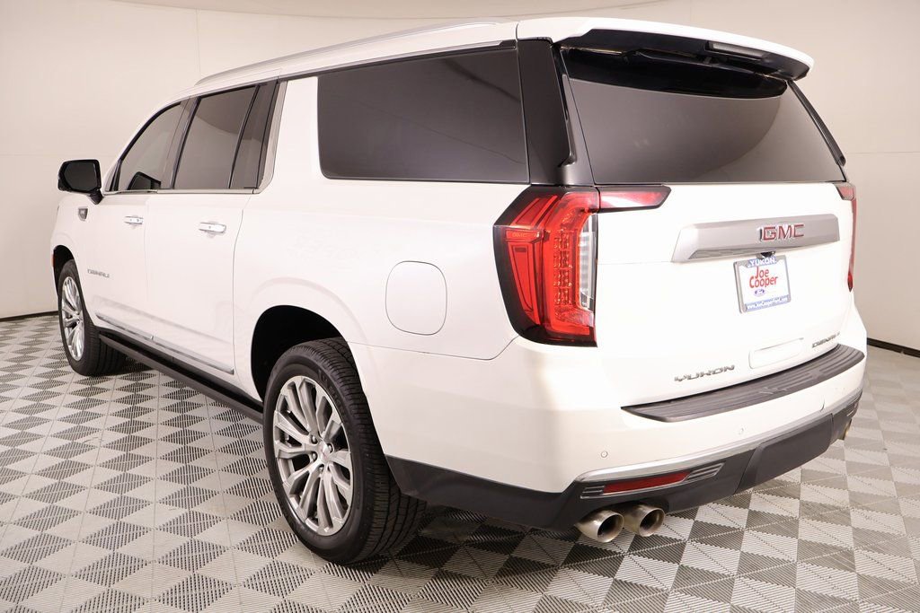 Used 2022 GMC Yukon XL Denali image 24