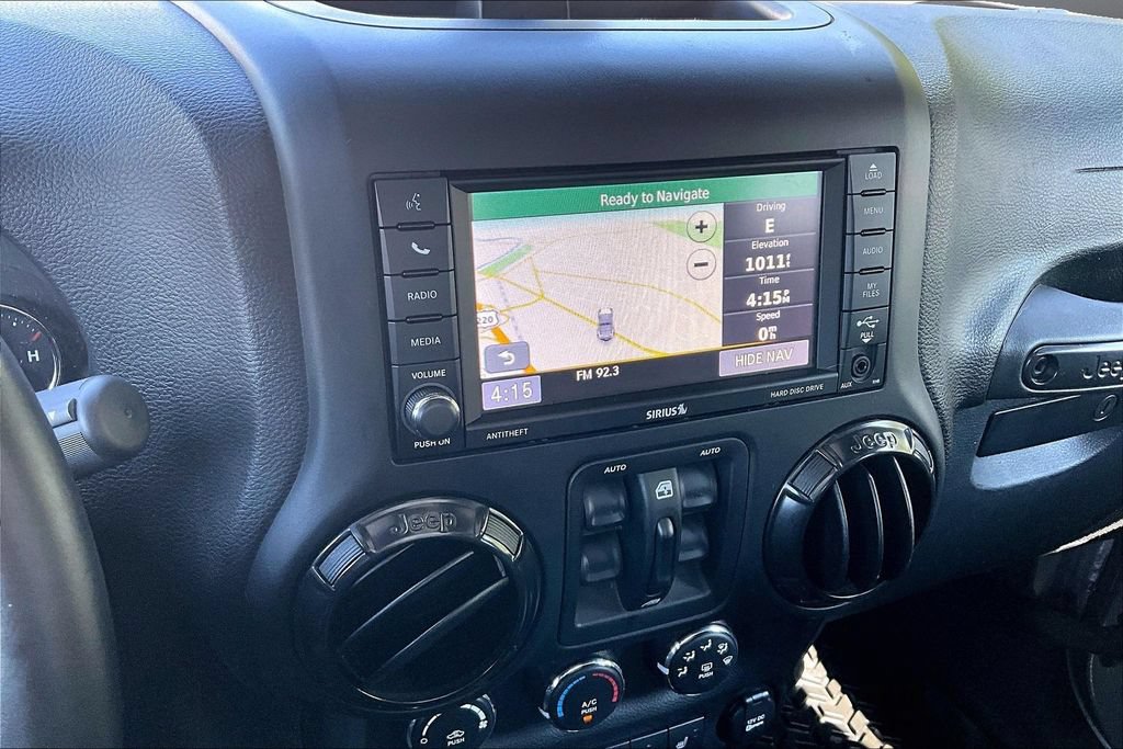 Used 2017 Jeep Wrangler Unlimited Sahara AWD/4WD image 14