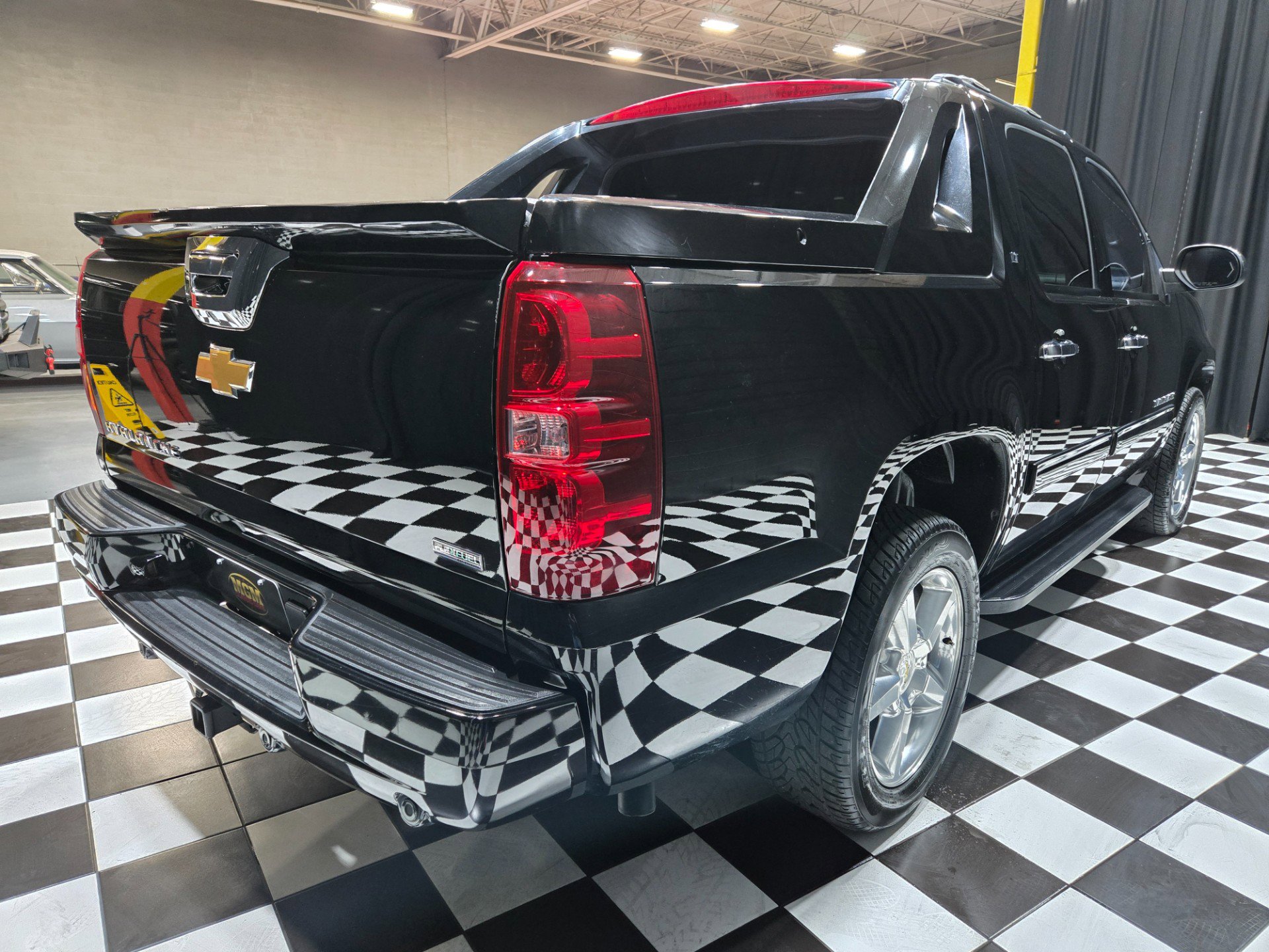 Used 2012 Chevrolet Avalanche LT w/ All-Star Edition image 40