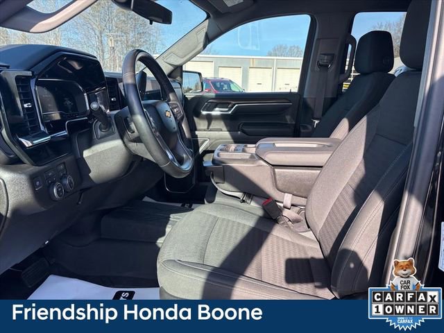 Used 2023 Chevrolet Silverado 1500 LT w/ Protection Package AWD/4WD image 9