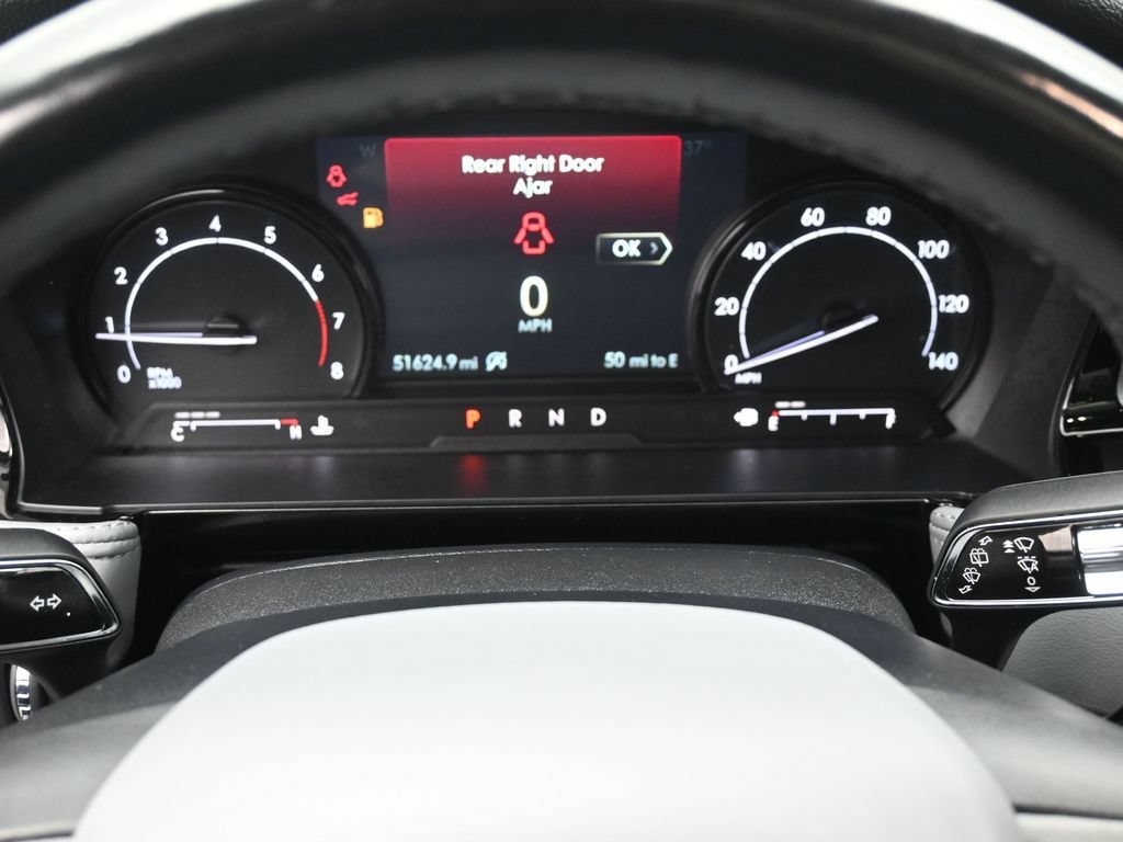 Used 2022 Lincoln Corsair AWD w/ Premium Package image 17