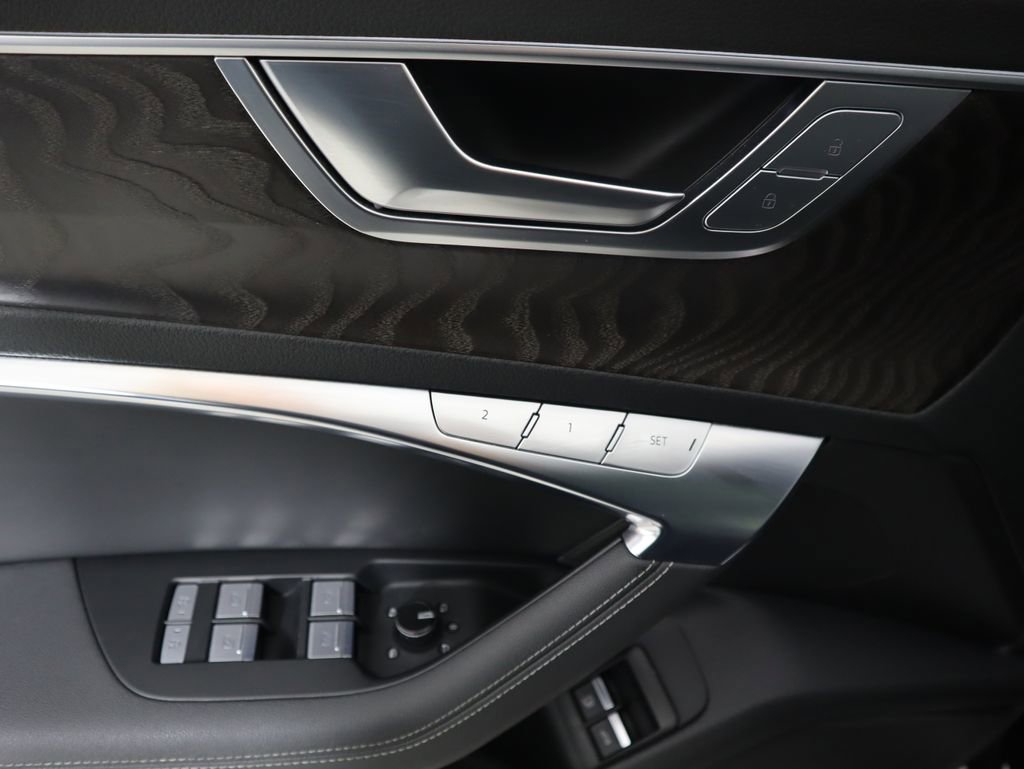 Certified 2021 Audi A7 e Premium Plus w/ Executive Package image 24