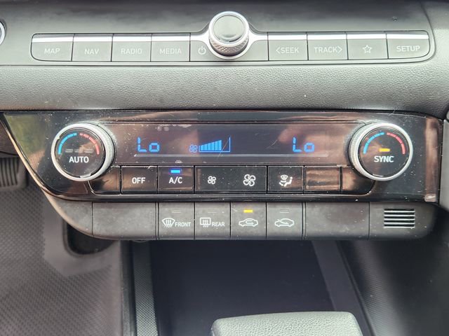 Used 2024 Hyundai Elantra SEL FWD image 18