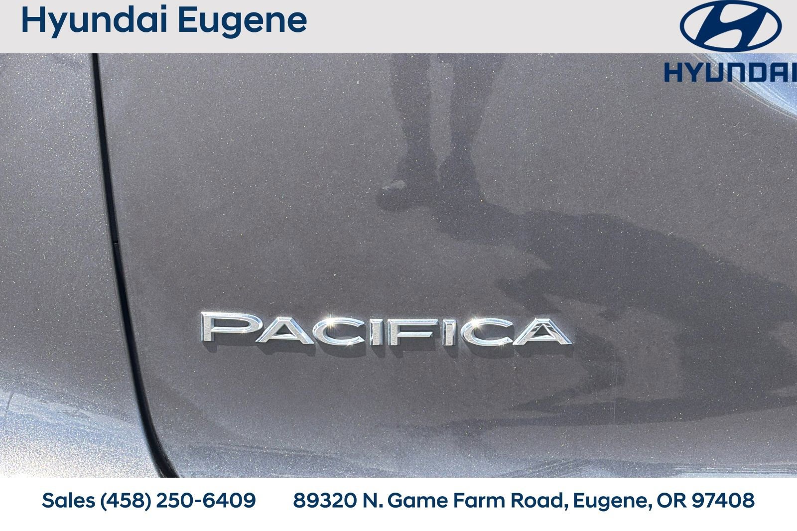Used 2023 Chrysler Pacifica Touring-L FWD image 36