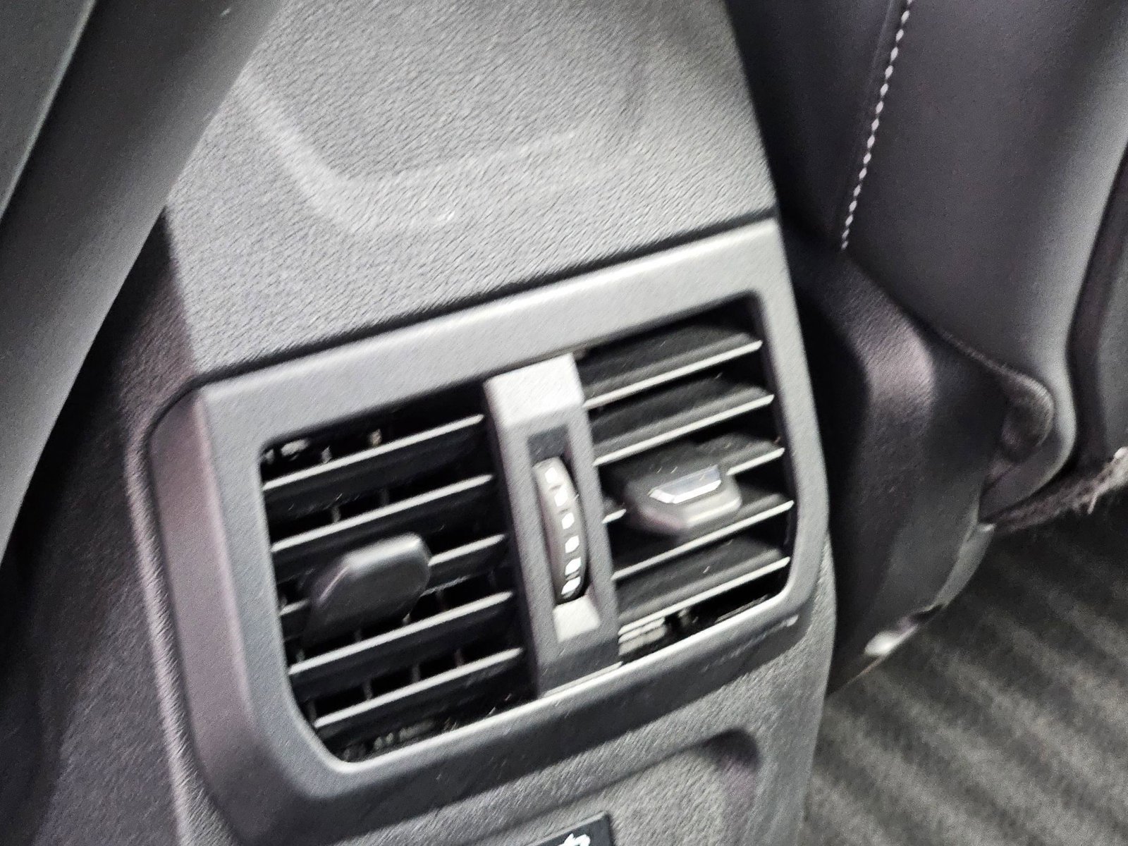 Used 2025 BMW 228i xDrive AWD/4WD image 17