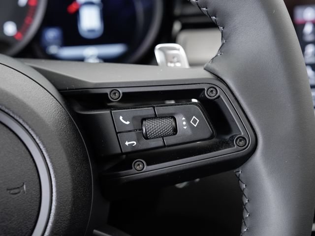 Certified 2025 Porsche Macan Turbo AWD/4WD image 15