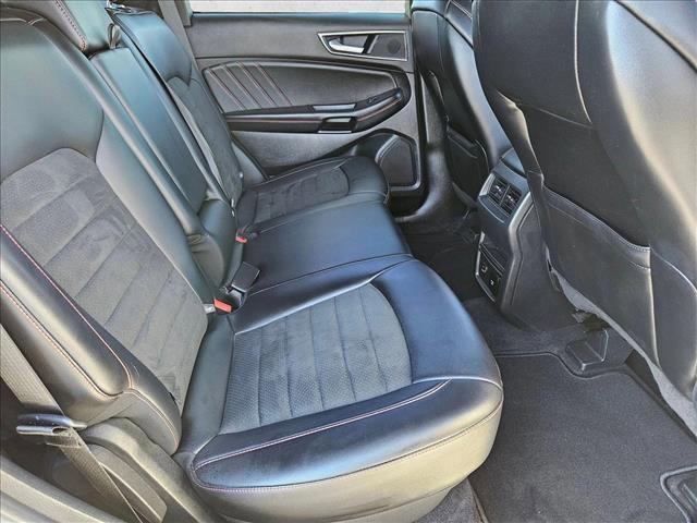 Used 2022 Ford Edge ST-Line w/ Class II Trailer Tow Package AWD/4WD image 19