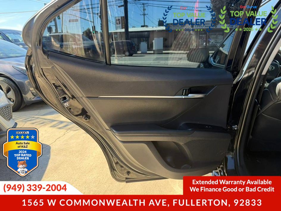 Used 2019 Toyota Camry SE FWD image 27