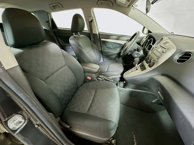 Used 2010 Toyota Matrix image 24