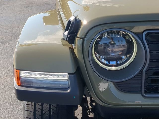 New 2026 Jeep Gladiator Sport image 10