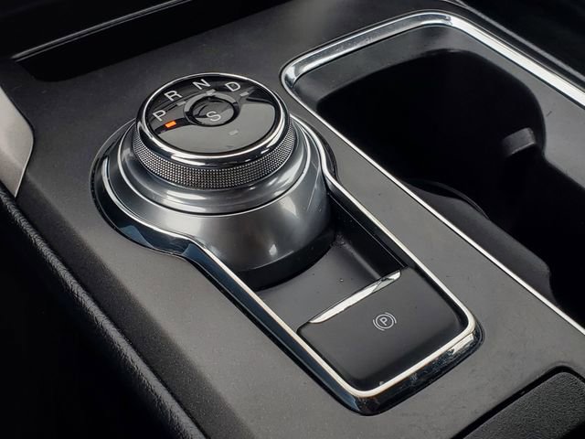 Used 2017 Ford Fusion SE w/ Fusion SE Technology Package image 26