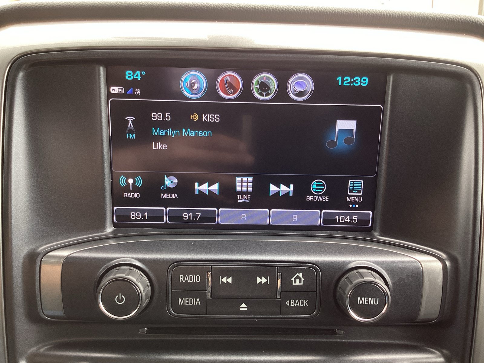 Used 2018 Chevrolet Silverado 1500 LT w/ Texas Edition RWD image 17