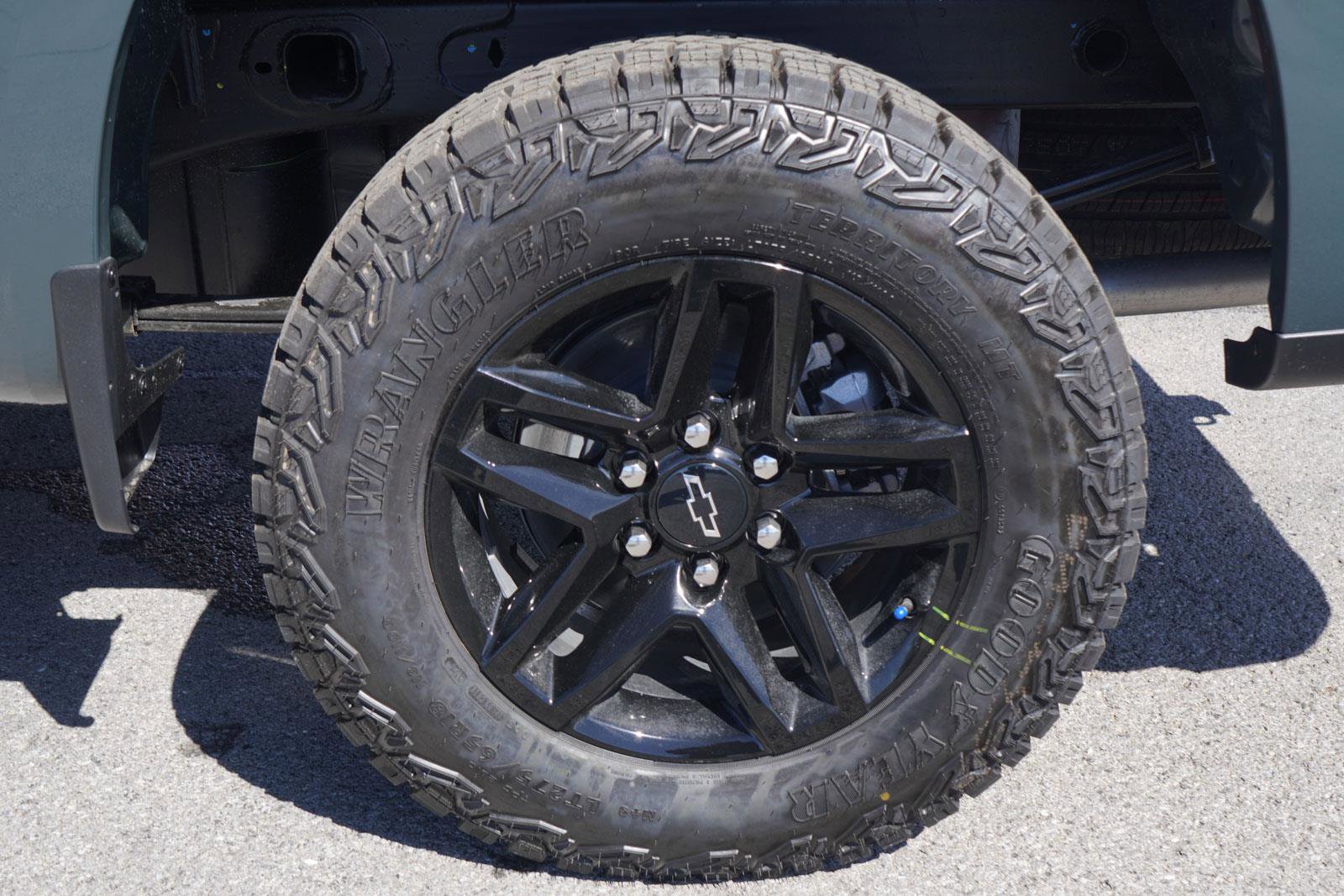 New 2026 Chevrolet Silverado 1500 LT Trail Boss w/ Convenience Package II AWD/4WD image 11