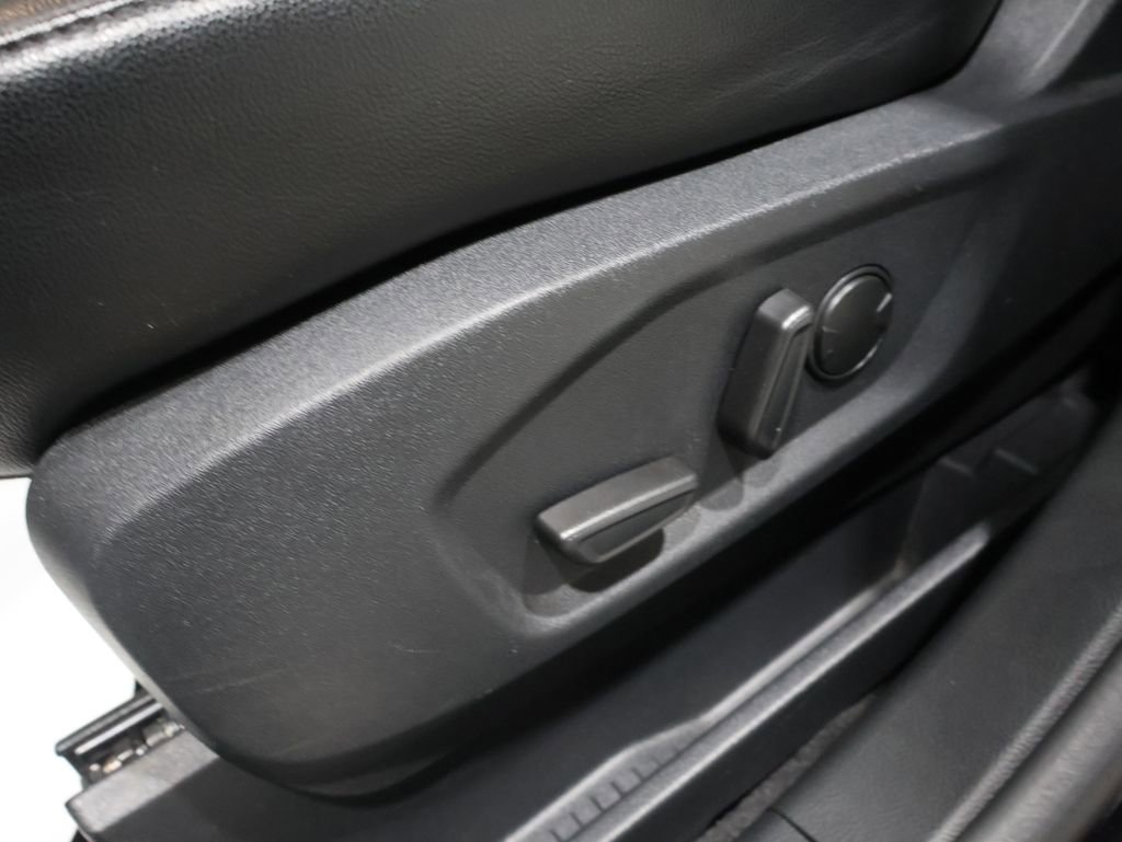 Used 2024 Ford Edge Titanium image 10