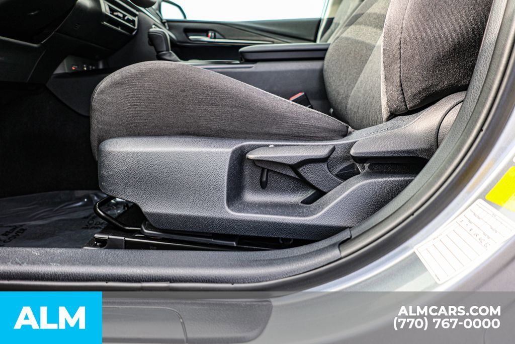 Used 2025 Toyota Camry LE image 24