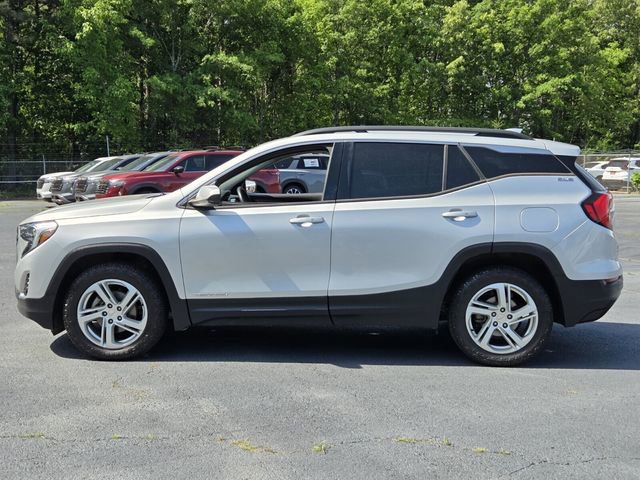 Used 2018 GMC Terrain SLE w/ Driver Convenience Package AWD/4WD image 2