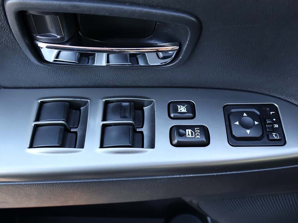 Used 2024 Mitsubishi Outlander Sport SE image 34