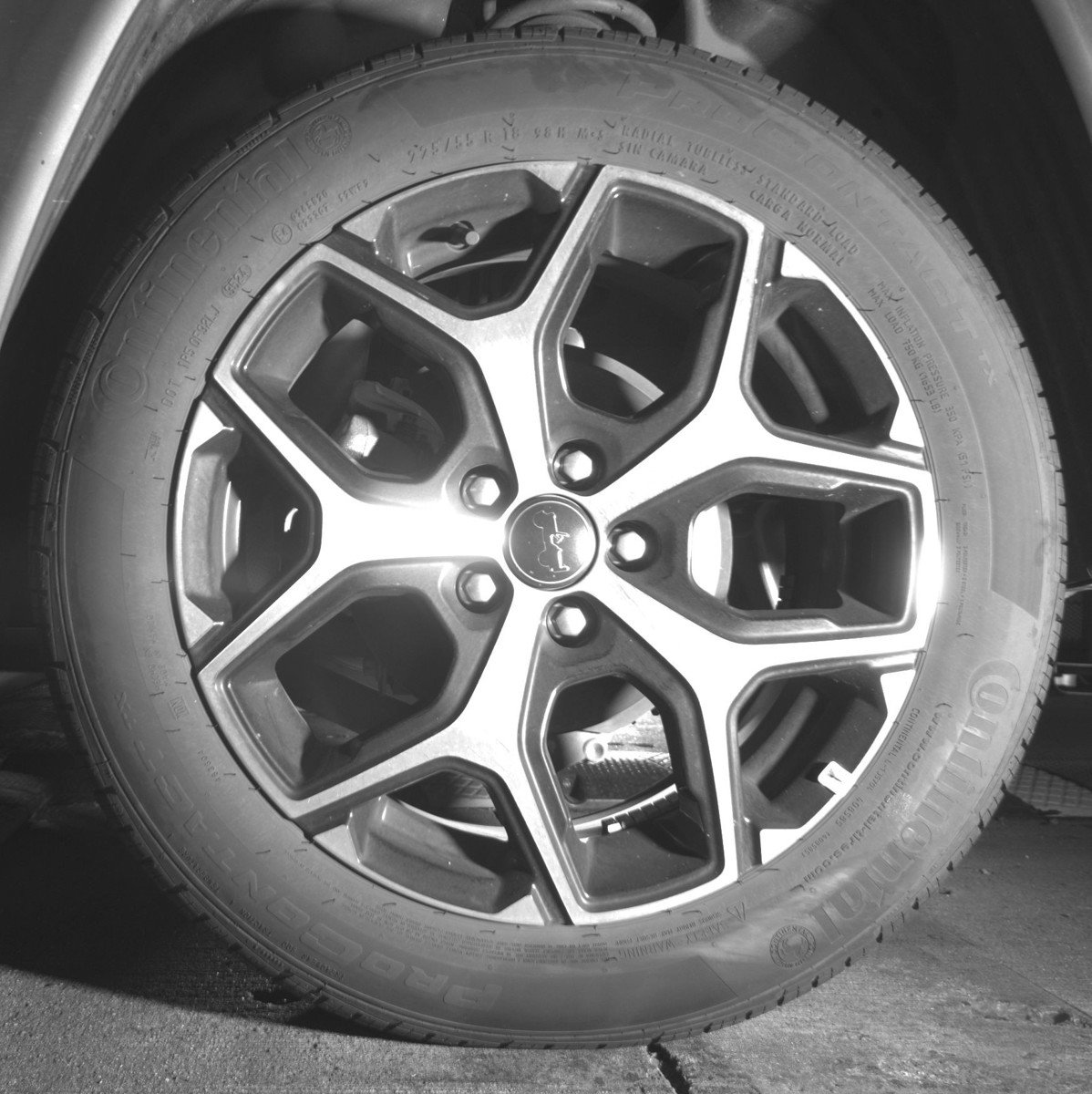 Used 2025 Jeep Compass Limited image 14