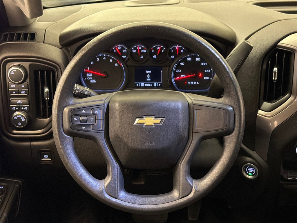 Used 2022 Chevrolet Silverado 1500 Custom image 15